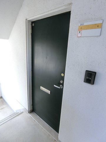 エヴァグリーンの玄関