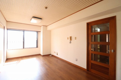 【居間・リビング】 | ライオンズマンション泊