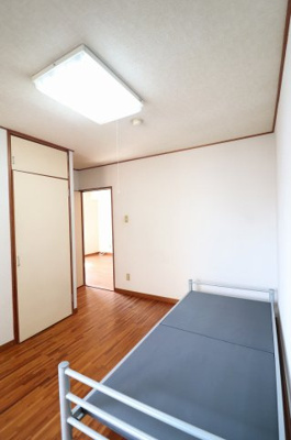 【洋室】 | ライオンズマンション泊