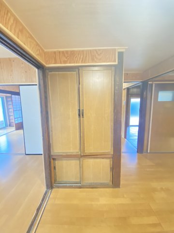 ブレストハウス恋路の収納