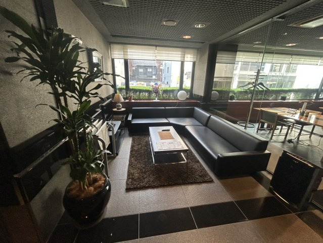 アルファコンフォート大手前のロビー