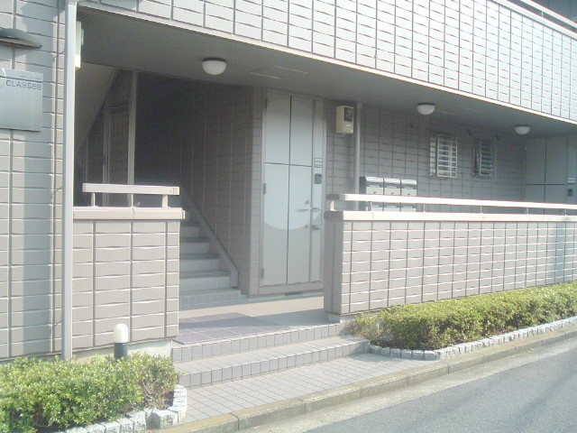 クラシーズのエントランス|マンションエントランス