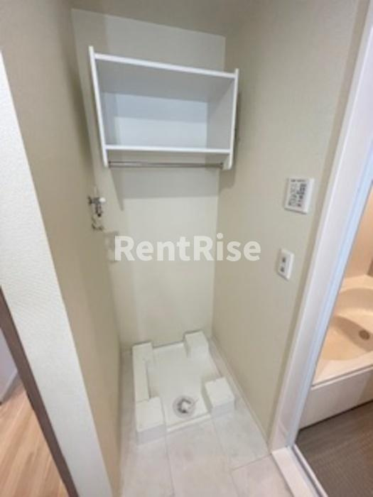 エコールの駐車場