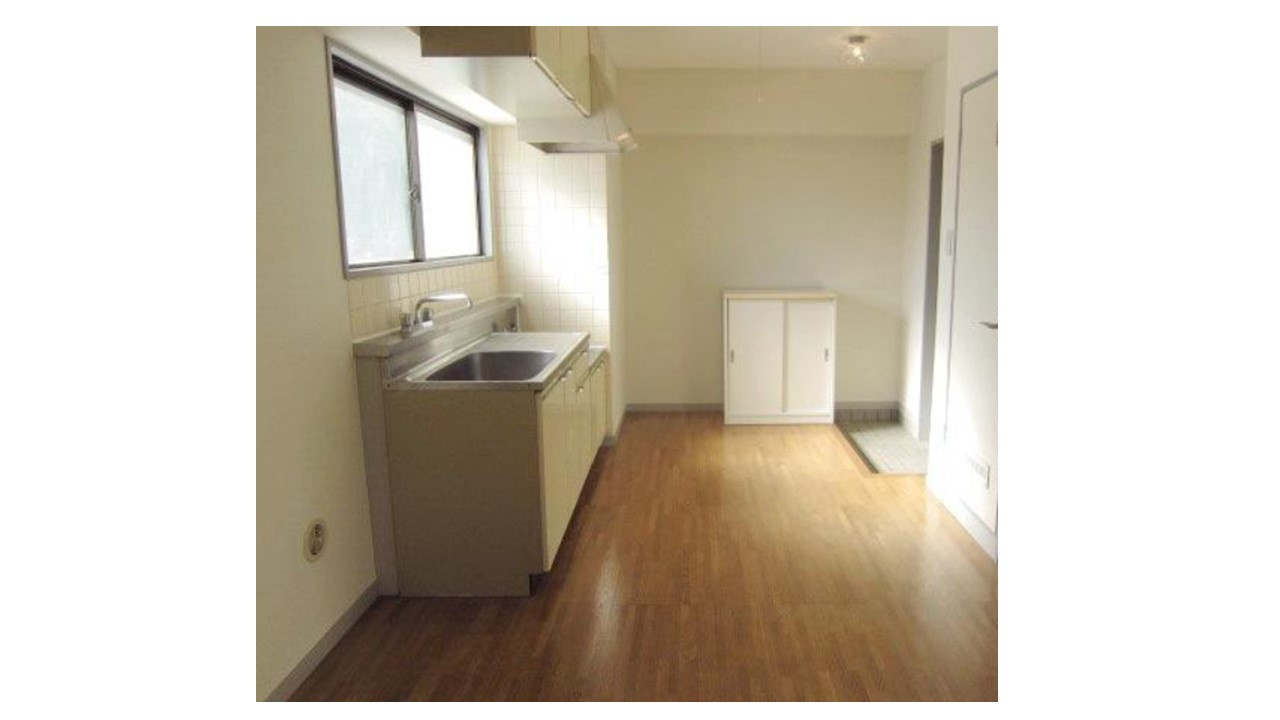 東京都府中市若松町1丁目　店舗付き１棟売りマンション　投資・収益物件のキッチン