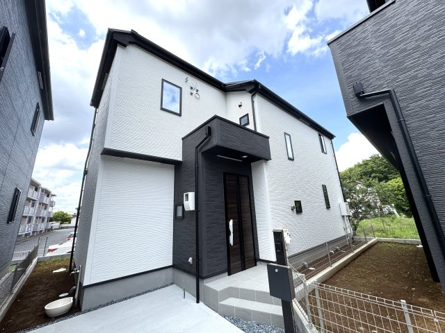 柏市花野井新築戸建（花野井13期）の外観|2号棟外観・完成済み内覧可能です！