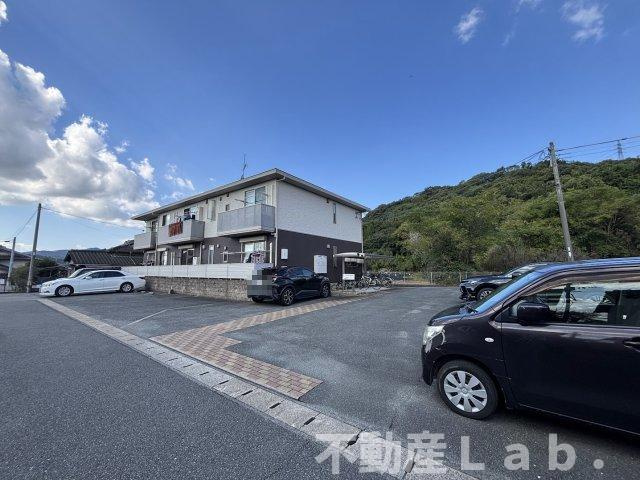 ジュピターの駐車場