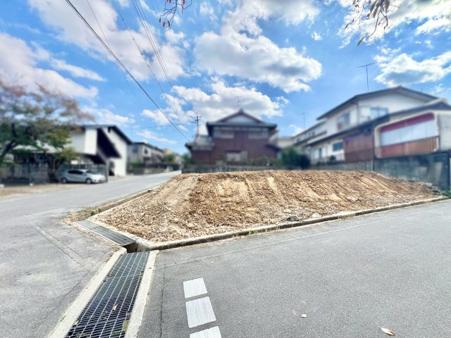 【前面道路含む現地写真】の画像
