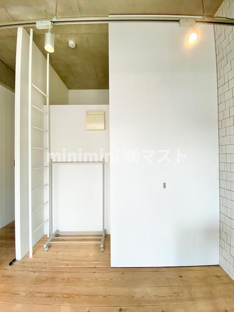 W元町の収納