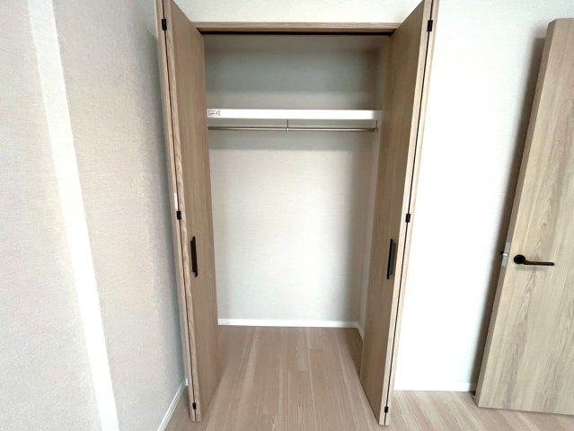 ◆室内リフォーム済みの美室３LDK◆JR奈良線「宇治」駅徒歩１０分◆ユニライフ宇治Ⅲの洋室|洋室　クローゼット
