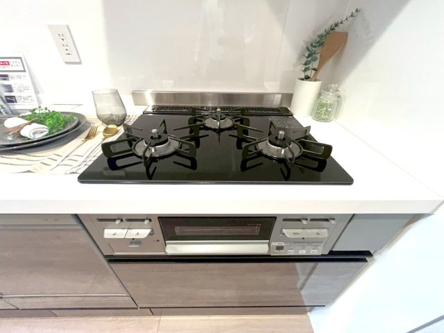 ◆室内リフォーム済みの美室３LDK◆JR奈良線「宇治」駅徒歩１０分◆ユニライフ宇治Ⅲのキッチン|ガスコンロ