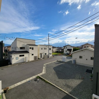 【展望】 | 甲府市羽黒町 R1年築の中古戸建 オール電化+太陽光パネル | 2階北側6帖洋室からの眺望