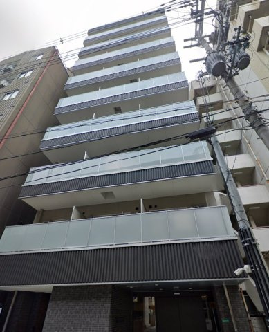 MAXIV　CROS　大阪十三の外観