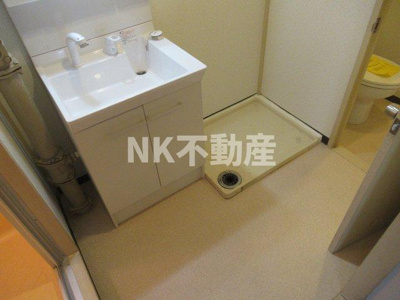 【洗面所】 | 西岩崎コーポ（河内花園賃貸） | 使いやすい洗面所です