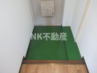 【玄関】 | 西岩崎コーポ（河内花園賃貸） | シンプルで使いやすい玄関です