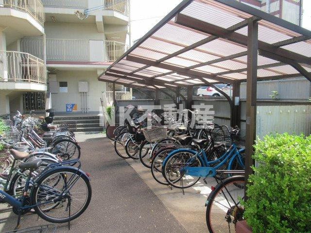 【その他共用部分】 | 西岩崎コーポ（河内花園賃貸） | 駐輪場です
