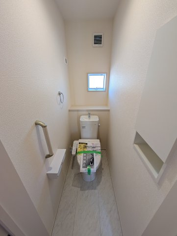 【トイレ】 | ブルーミングガーデン高崎市上小鳥町ー① | 2階のトイレ♪