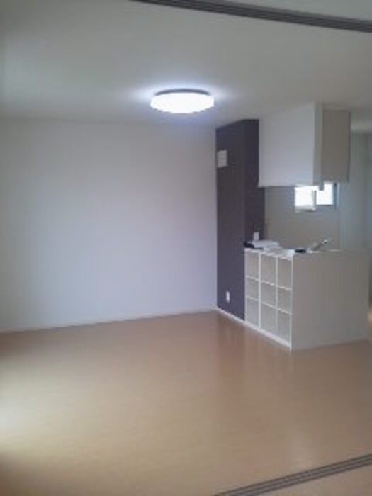 ディゴス八幡の居間・リビング