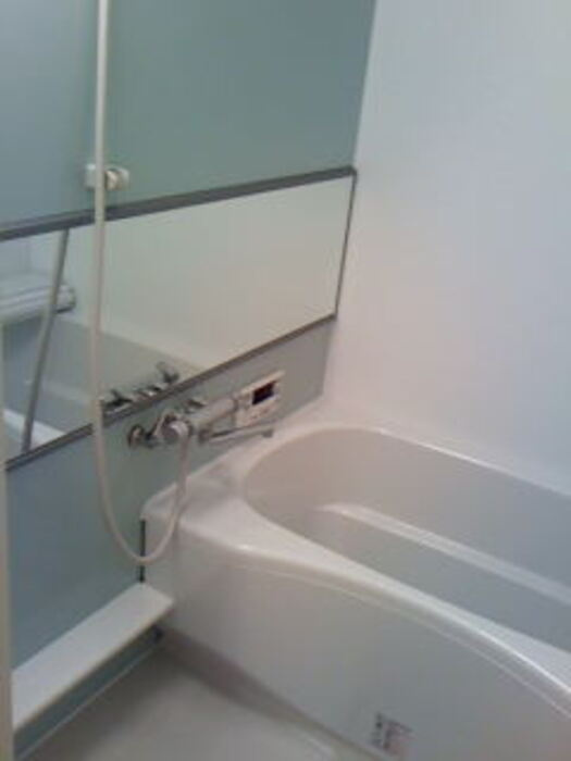 ディゴス八幡の浴室