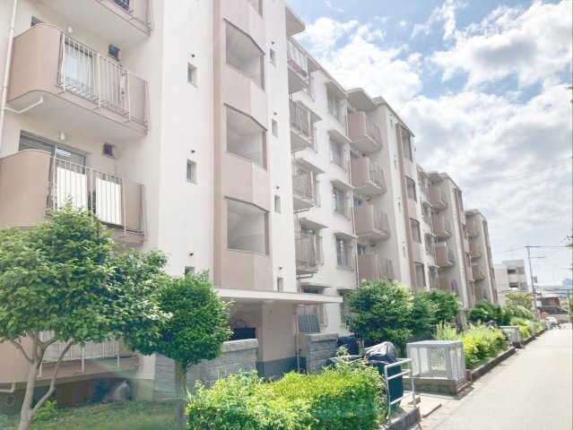 よろい坂団地の外観|福岡市東区香椎駅前3丁目のよろい坂団地です！