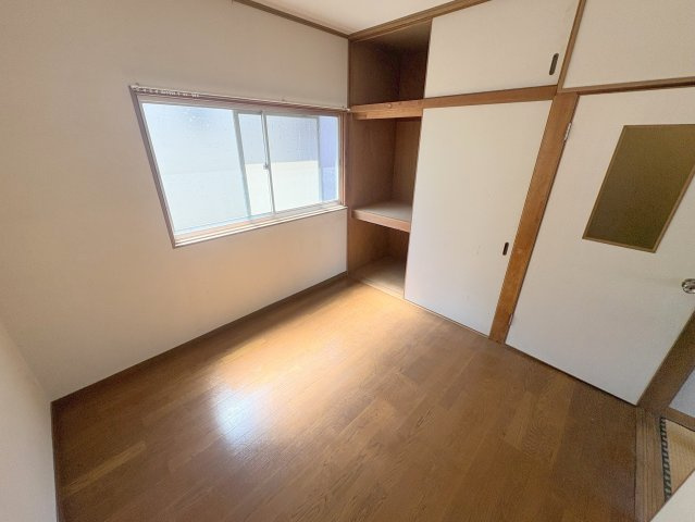 吹角借家　北棟の洋室