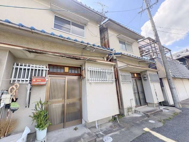 吹角借家　北棟の外観