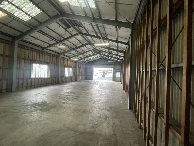 姫路市白浜町売倉庫・工場・事務所の内装