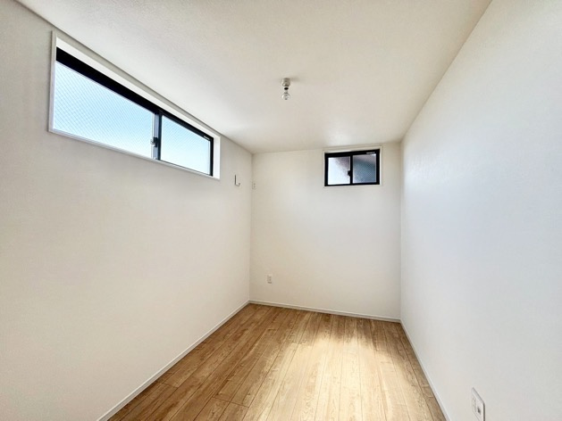 ケイアイスタイル名古屋市天白区原2期　全1棟　新築戸建の洋室