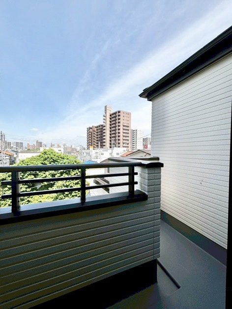 ケイアイスタイル名古屋市天白区原2期　全1棟　新築戸建のバルコニー