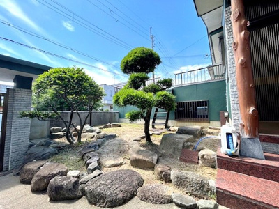 【庭】 | 枚方市西禁野１丁目戸建 | お庭も大切にお手入れされております。