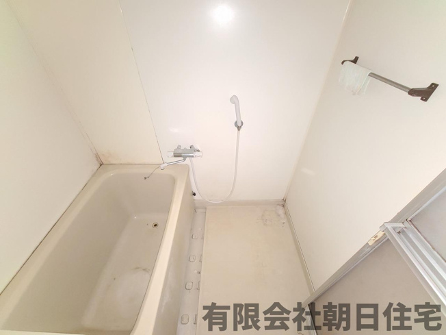 【浴室】 | ネオハイツ松江 | 落ち着いた空間のお風呂です