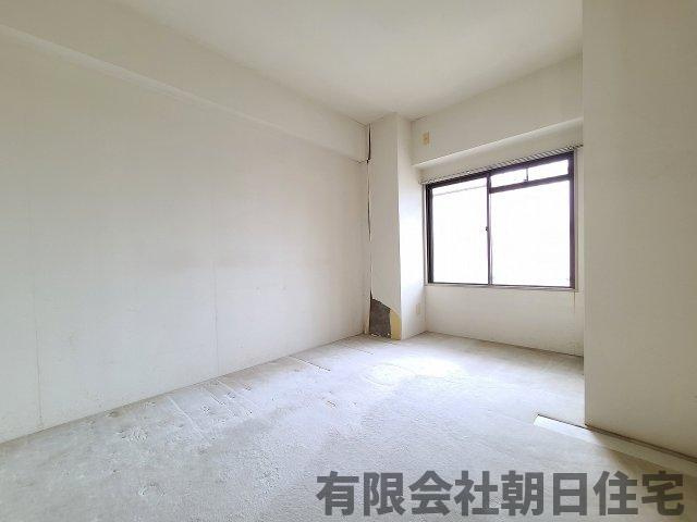 【洋室】 | ネオハイツ松江 | 使い勝手のいい洋室です