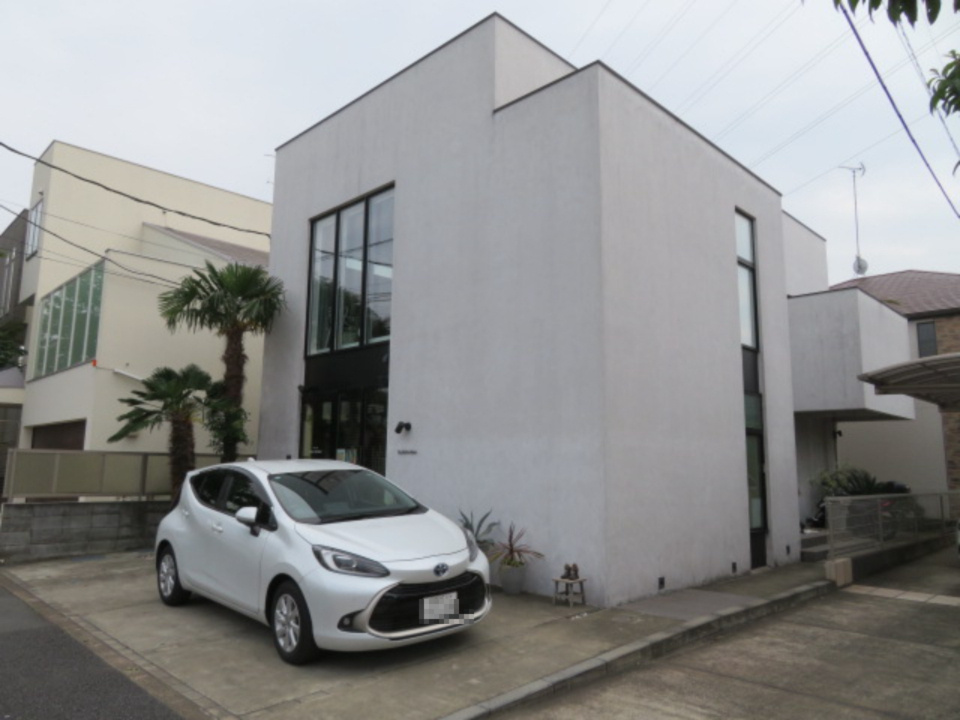 世田谷区成城２丁目の店付住宅