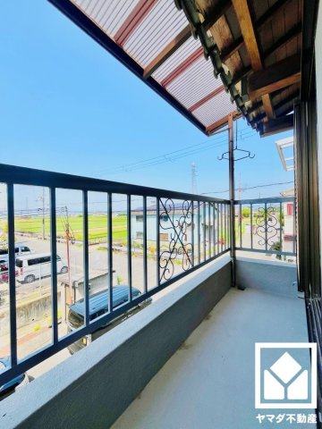 八幡市八幡小松のバルコニー