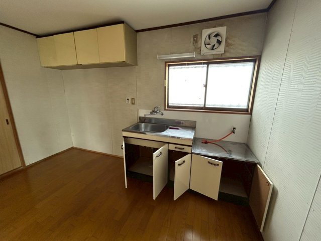 鉾田市舟木　中古戸建のキッチン