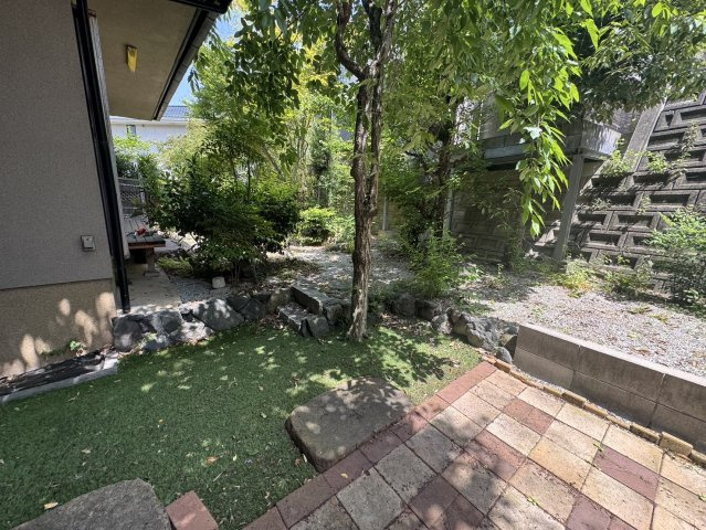 奈良市富雄元町4丁目戸建ての庭