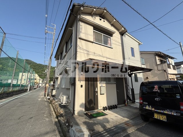 柏原市平野１丁目の一戸建て
