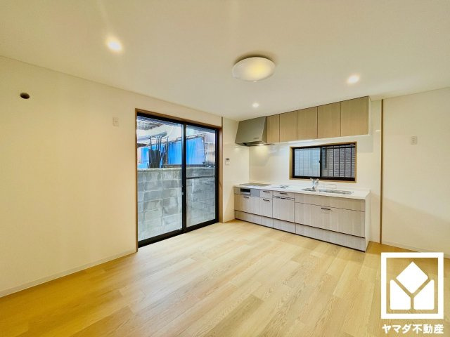 宇治市小倉町山際の居間・リビング