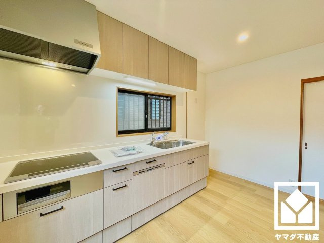 宇治市小倉町山際のキッチン