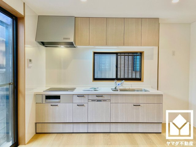 宇治市小倉町山際のキッチン