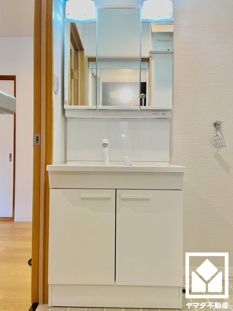 宇治市小倉町山際の独立洗面台