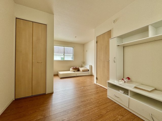 古河市坂間中古戸建の洋室