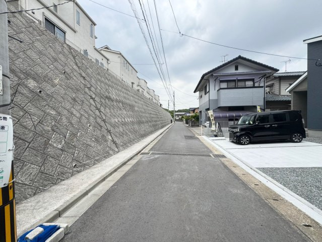 ーBloomーブルームー小倉北区篠崎5丁目3期　【小倉北区　新築戸建て】の前面道路含む現地写真|交通量も少なく安心です♪