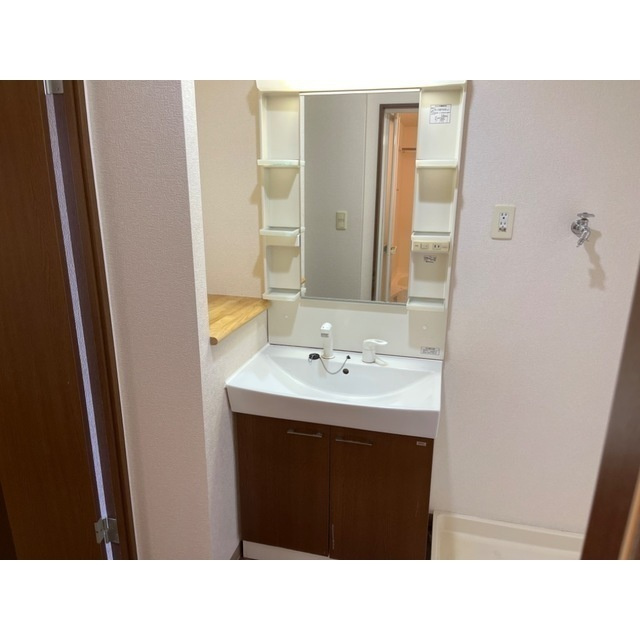 Ｐａｒｋ　ｄ’Ａｚｕｒの洗面所|洗髪洗面化粧台