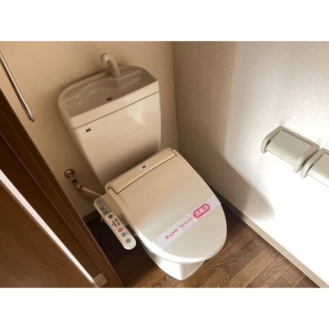 Ｐａｒｋ　ｄ’Ａｚｕｒのトイレ|温水洗浄暖房便座