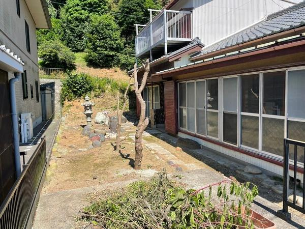 幸田町深溝・中古戸建の庭