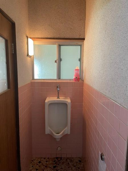 幸田町深溝・中古戸建のトイレ