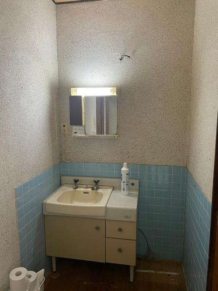 幸田町深溝・中古戸建の独立洗面台