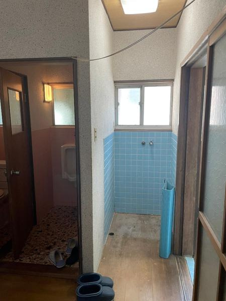 幸田町深溝・中古戸建の独立洗面台