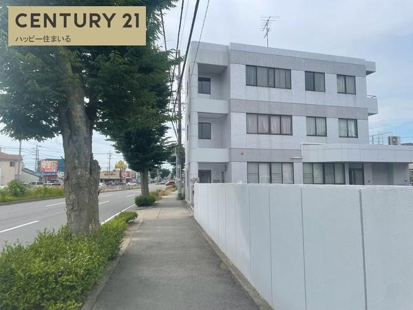 岡崎市六名３丁目の売地の前面道路含む現地写真