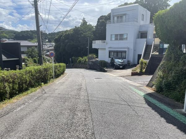 幸田町深溝・中古戸建の前面道路含む現地写真